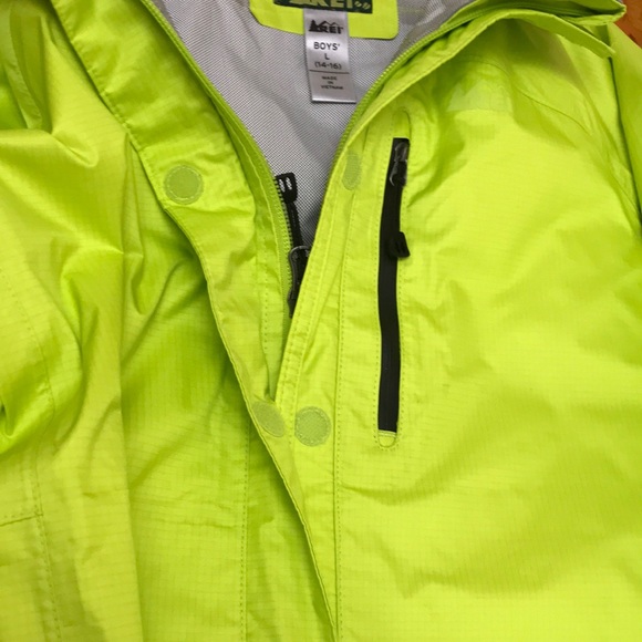 Boys REI jacket - Picture 5 of 6